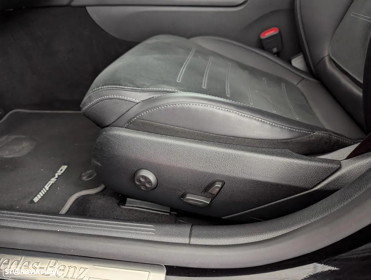 Mercedes-Benz C 300 d AMG Line - 20