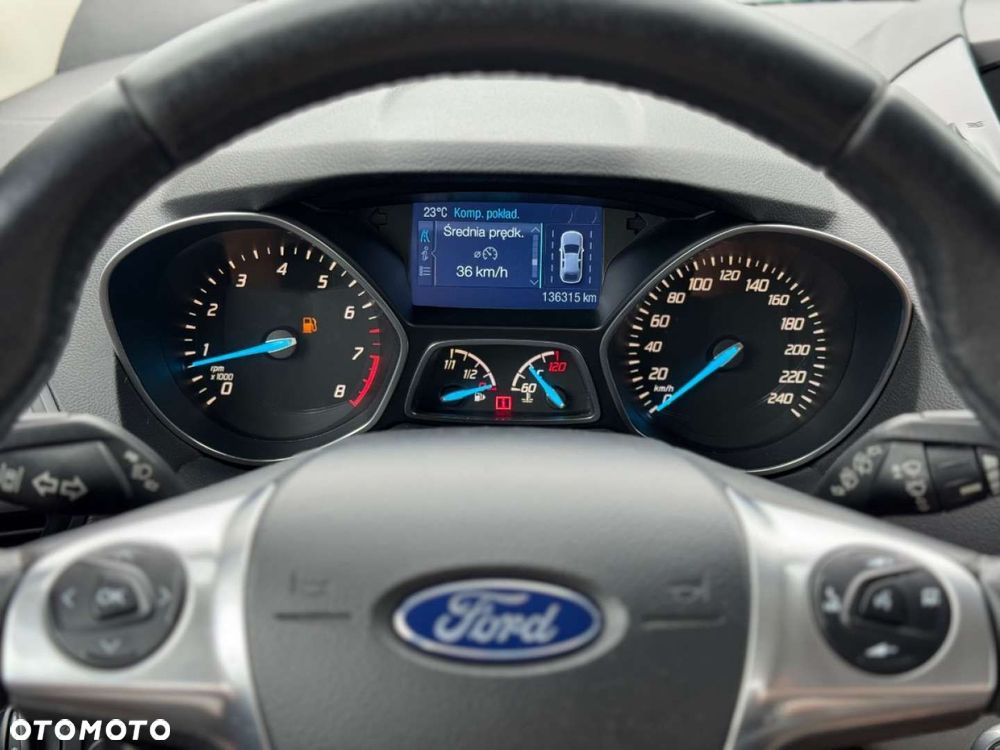 Ford Kuga - 22