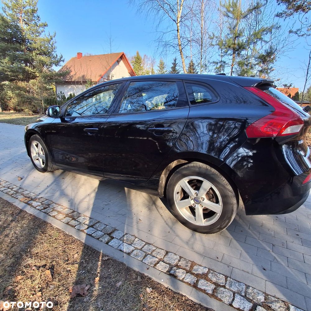 Volvo V40 D2 - 3