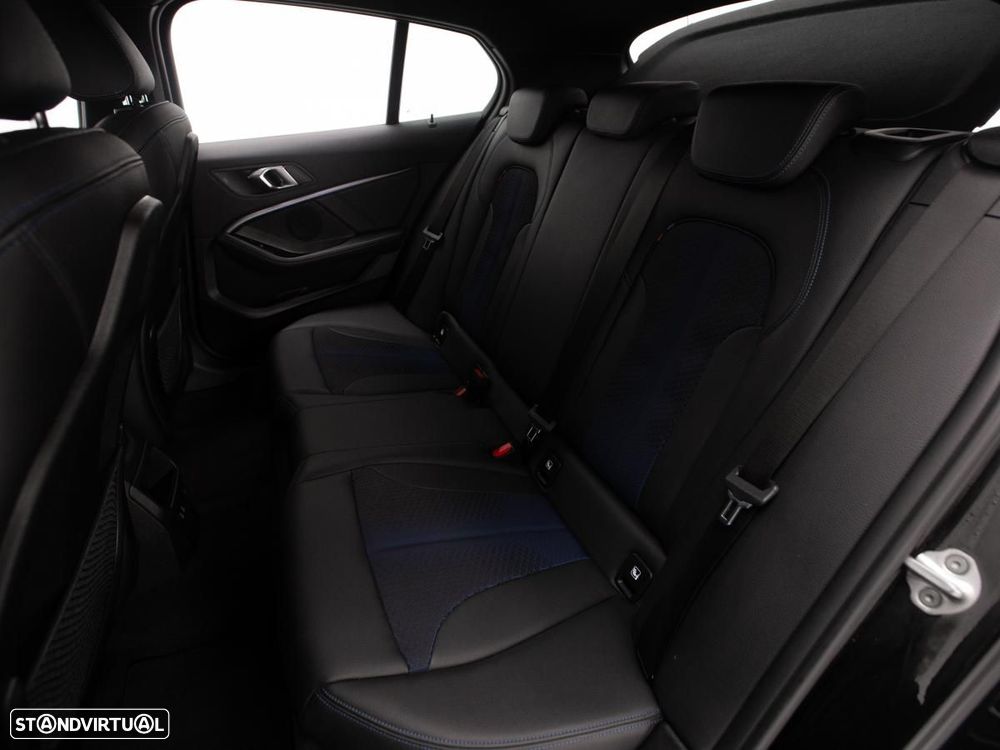 BMW 116 d Pack Desportivo M - 10