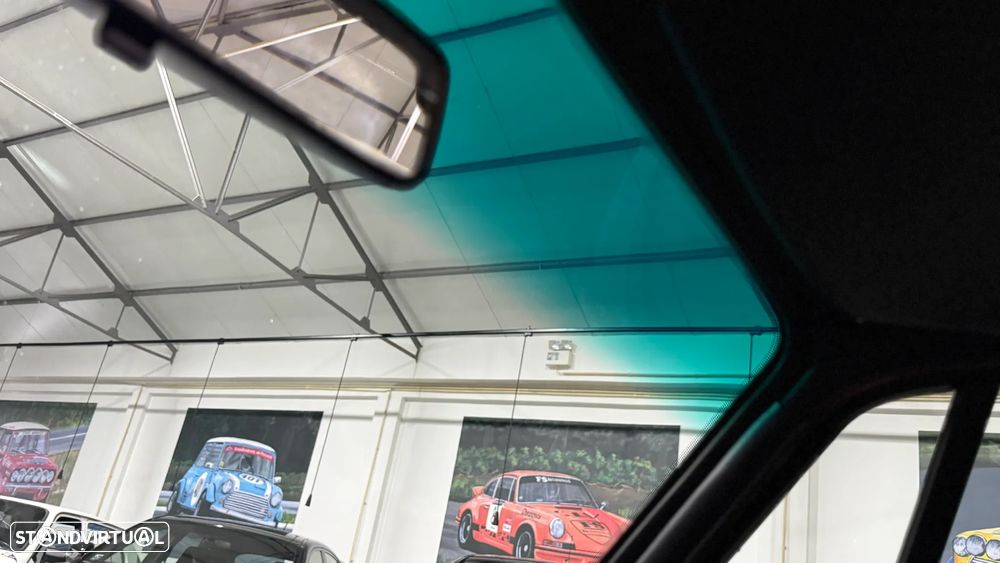 Porsche 911 (993) Cabriolet 3.6 Carrera 2 - 31