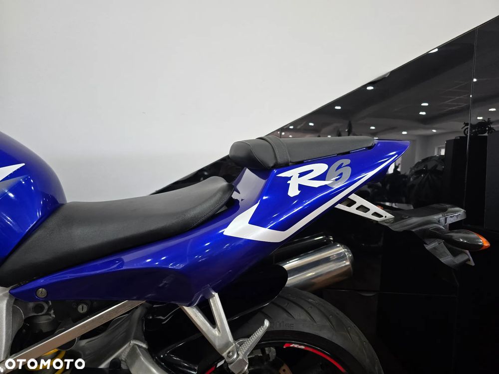 Yamaha R6 - 14