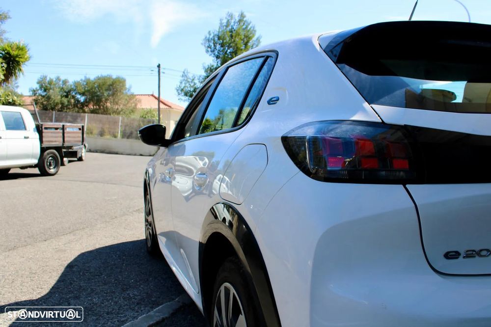 Peugeot e-208 50 kWh Active - 2
