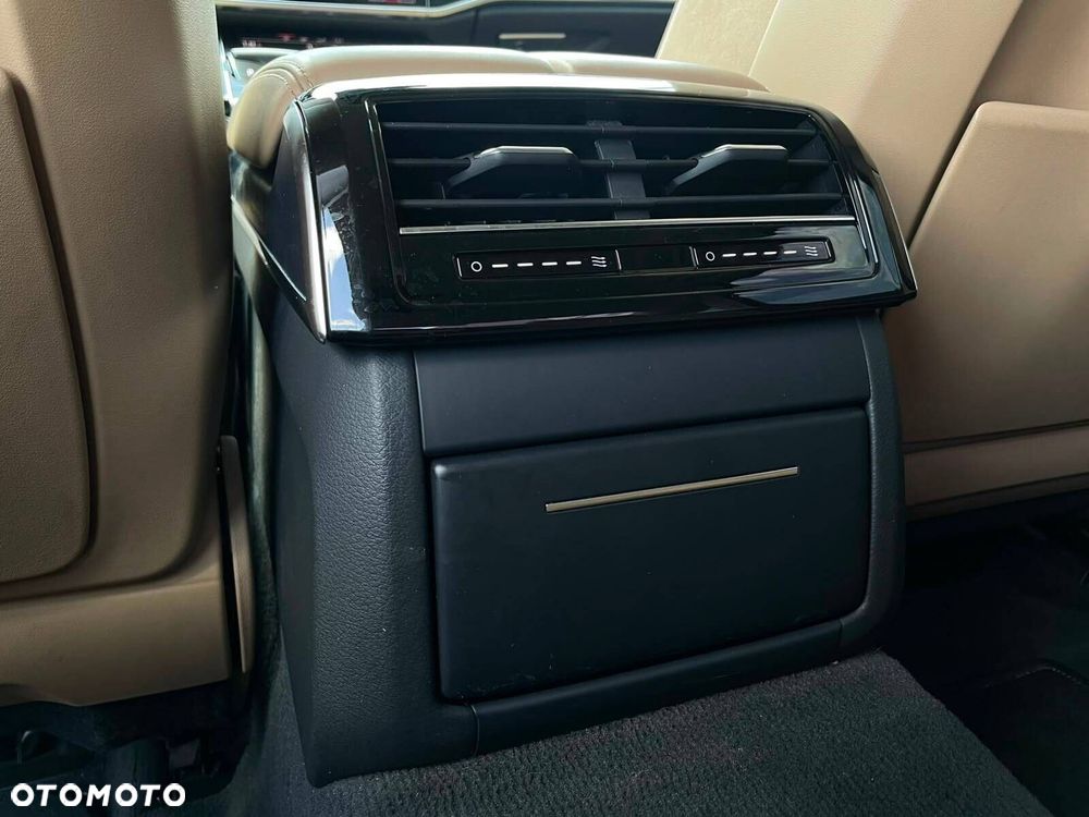 Audi A8 - 14