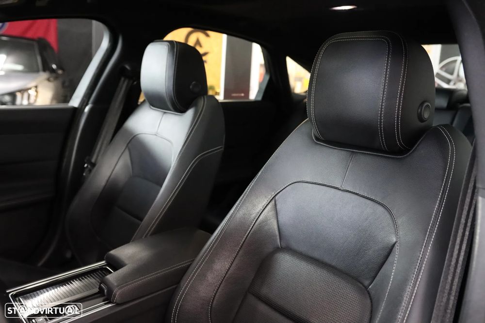 Jaguar XF 20d Aut. R-Sport - 18