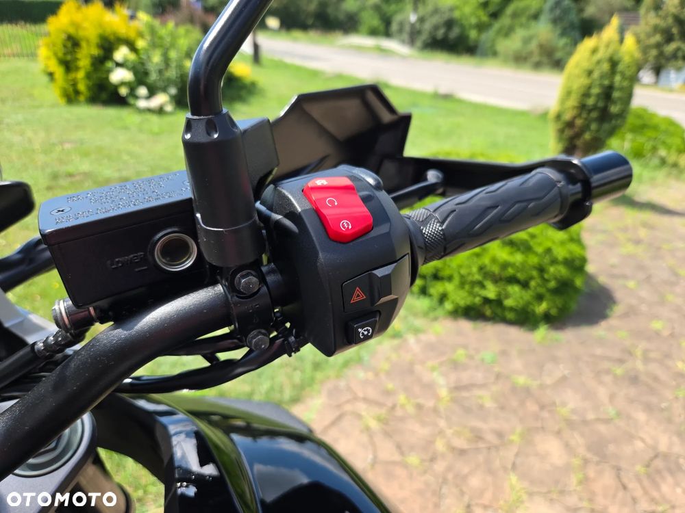 Suzuki V-STROM - 14