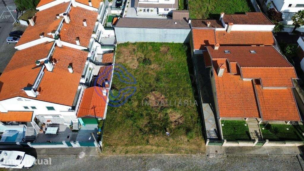 Terreno urbano C/ 551 m2 - Grande imagem: 4/10