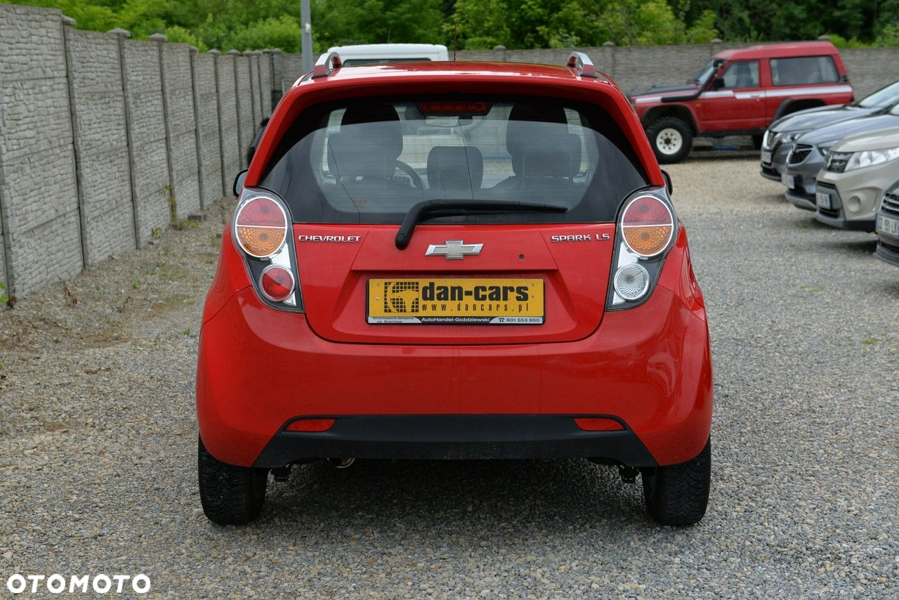 Chevrolet Spark - 4