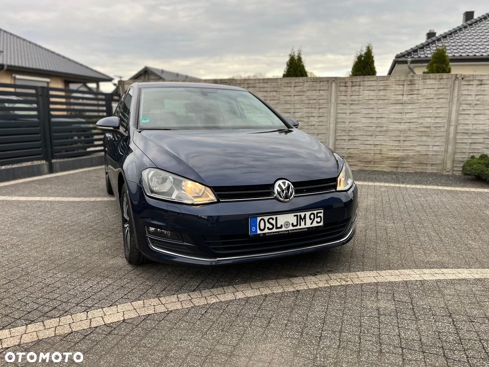 Volkswagen Golf 1.6 TDI BlueMotion Technology Allstar - 23