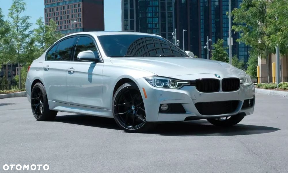 BMW Seria 3 330i xDrive M Sport Sport - 4