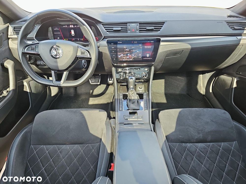 Skoda Superb 2.0 TDI SCR Sportline DSG - 5