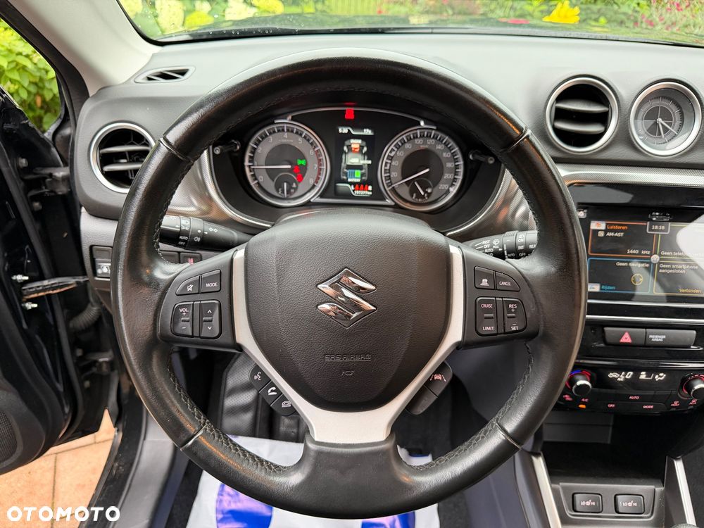 Suzuki Vitara 1.4 Boosterjet Hybrid Comfort+ "SHINKAI" - 33