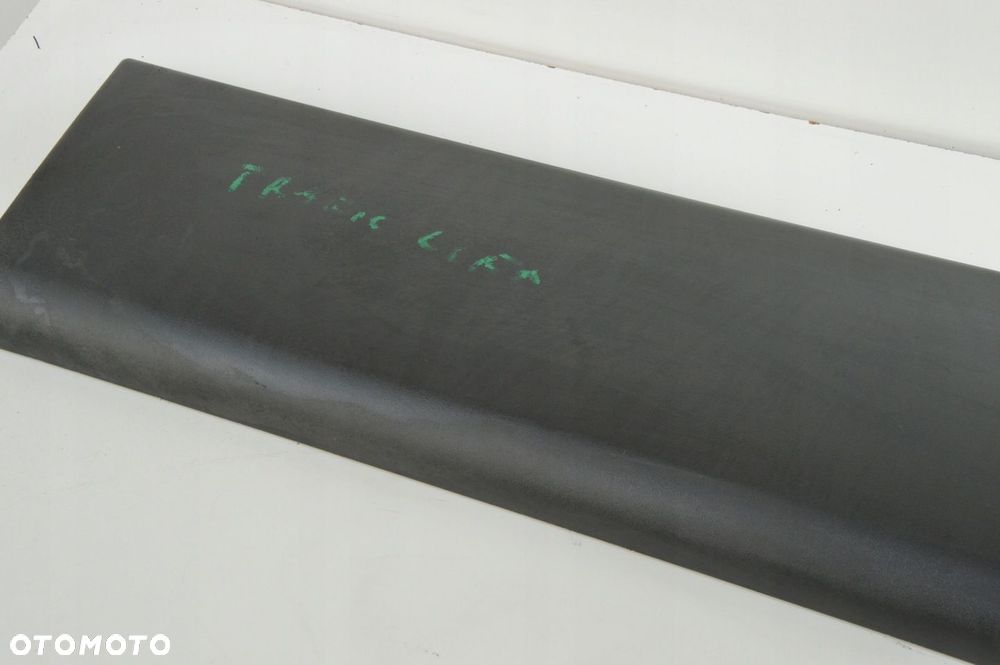 listwa boczna drzwi prawa renault trafic 8200036089 - 2