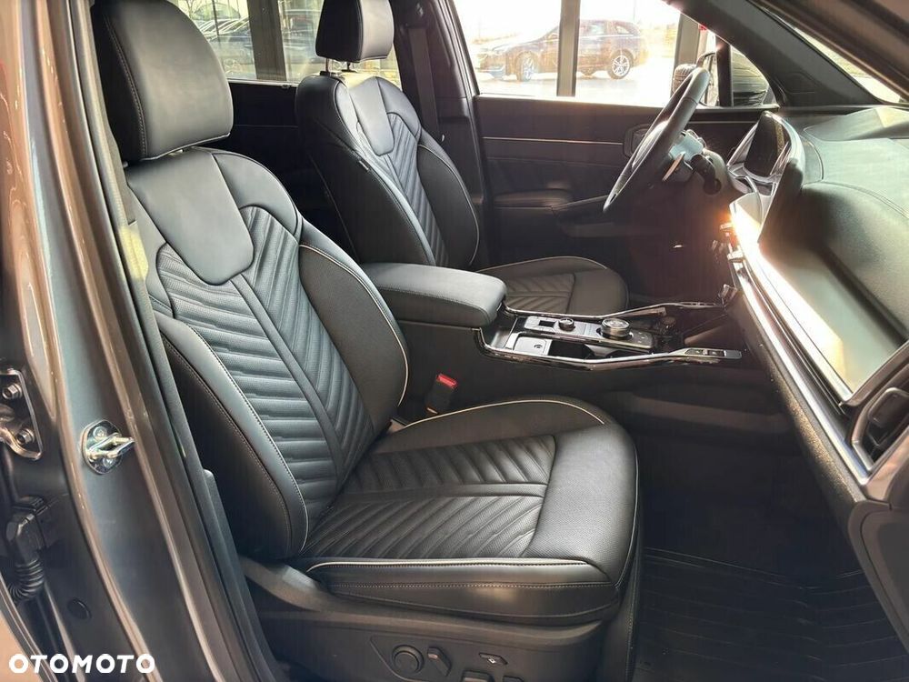 Kia Sorento - 25