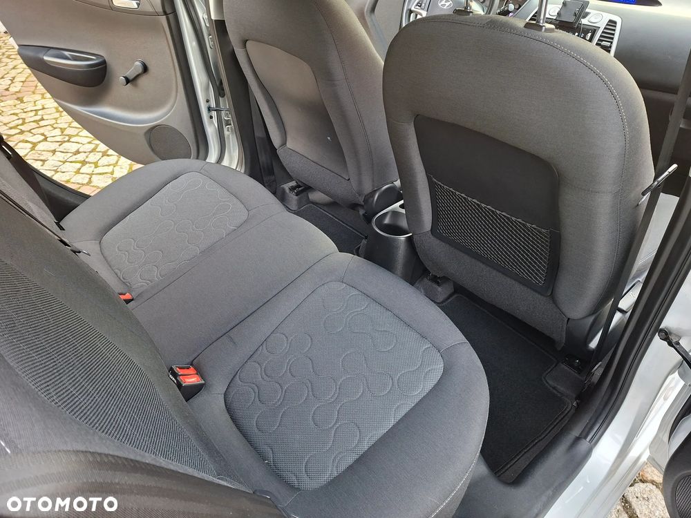 Hyundai i20 1.2 UEFA EURO 2012 Edition - 15