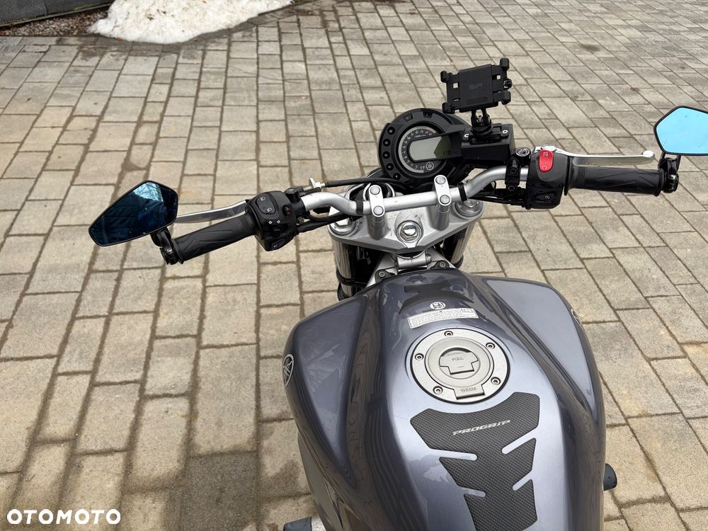 Yamaha FZ6 - 19