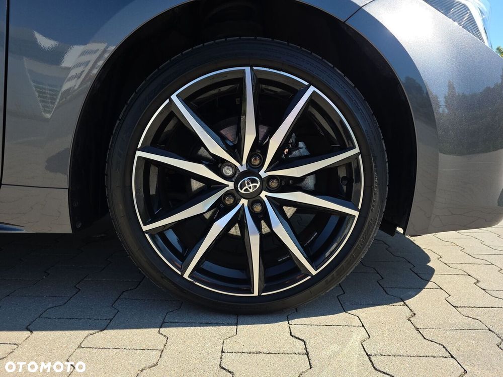 Toyota Corolla 1.8 Hybrid GR Sport Dynamic - 10