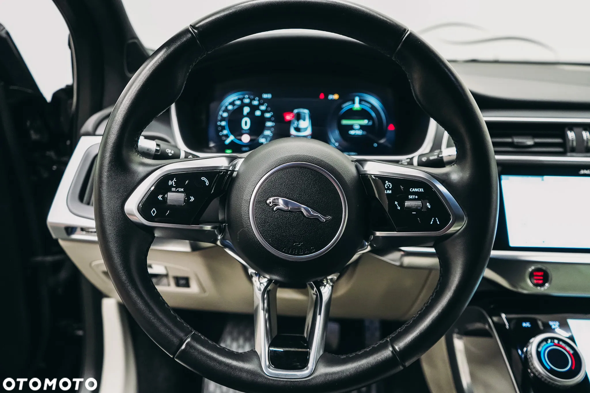 Jaguar I-Pace EV400 AWD HSE - 23