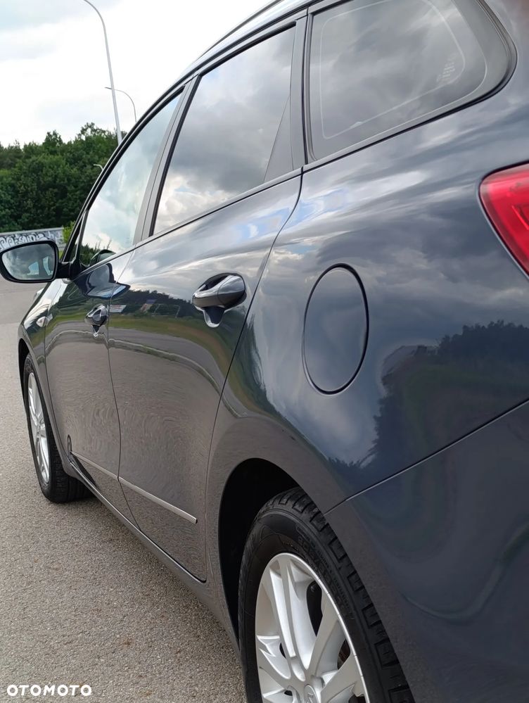 Kia Ceed 1.6 GDI Dream Team Edition - 15