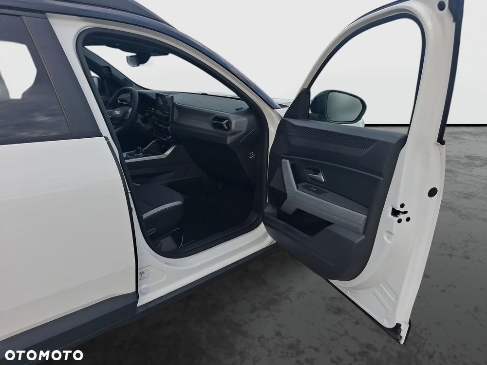Dacia Bigster 155 Journey - 17