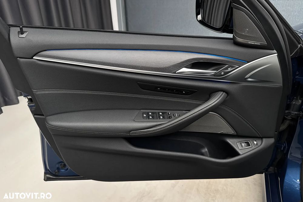 BMW 5 Series 2020 — imagine 29