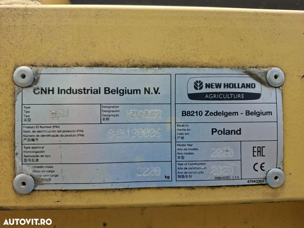 New Holland CX 6.90 ST5 COMBINA AGRICOLA CU HEDER PAIOASE 760CG 6,70M/22FT VF SI CARUCIOR TRANSPORT - 30