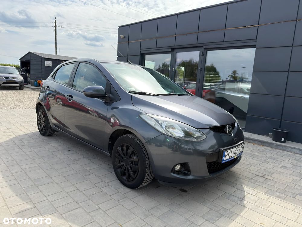 Mazda 2 - 5