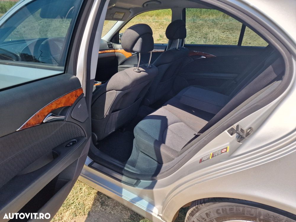 Mercedes-Benz E - 15