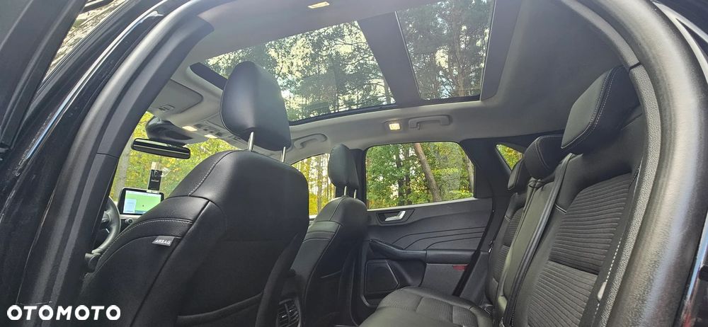Ford Kuga - 30