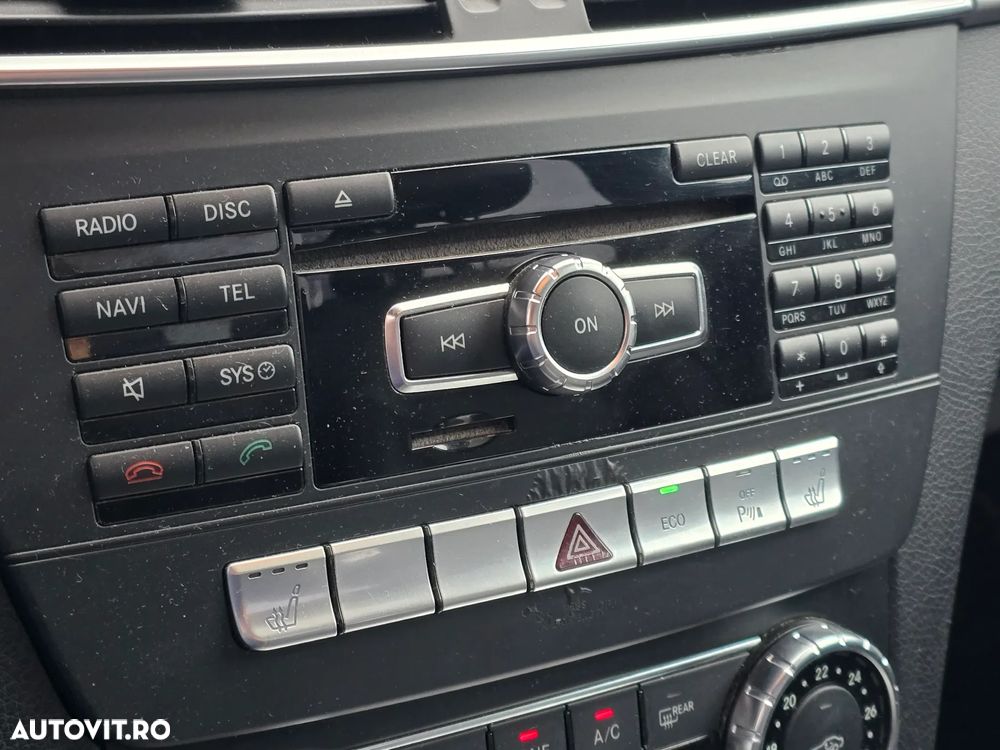 Mercedes-Benz C - 24