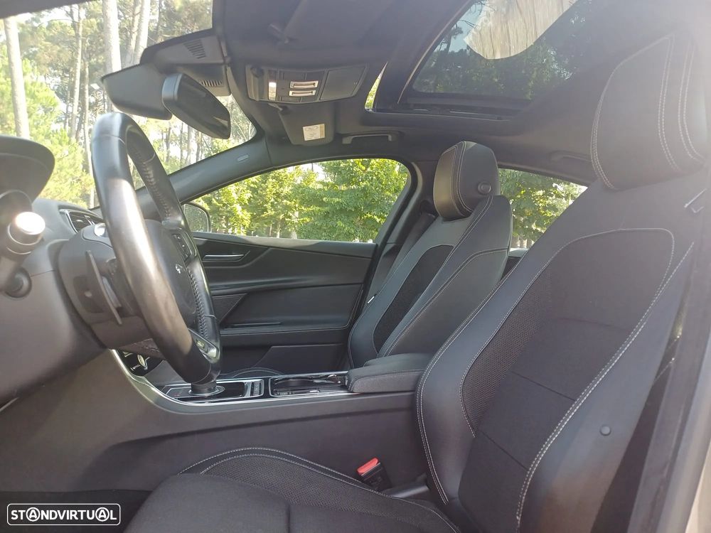 Jaguar XE 2.0 D R-Sport Aut. - 5