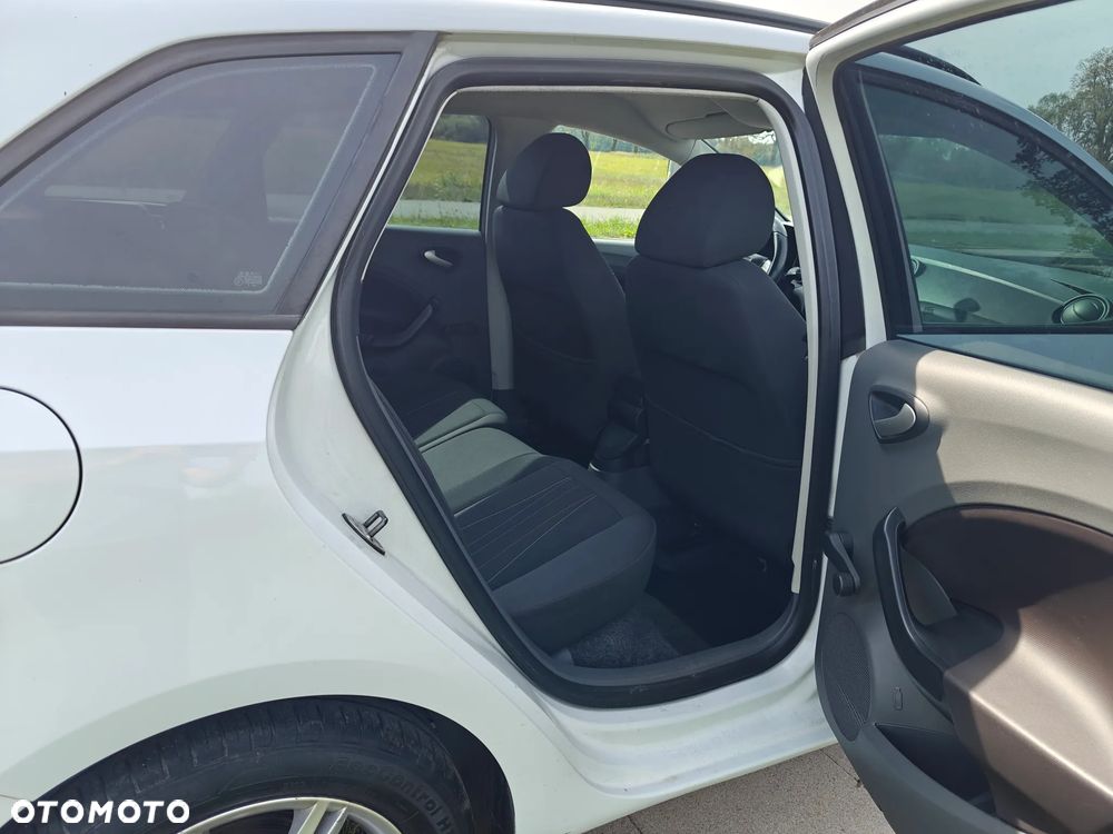 Seat Ibiza ST 1.4 16V Style - 24