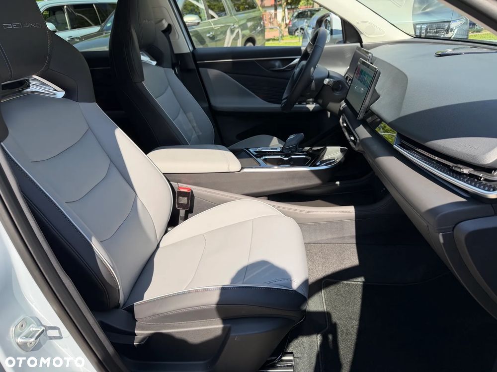 BAIC 5 Beijing 1.5T Business DCT - 12