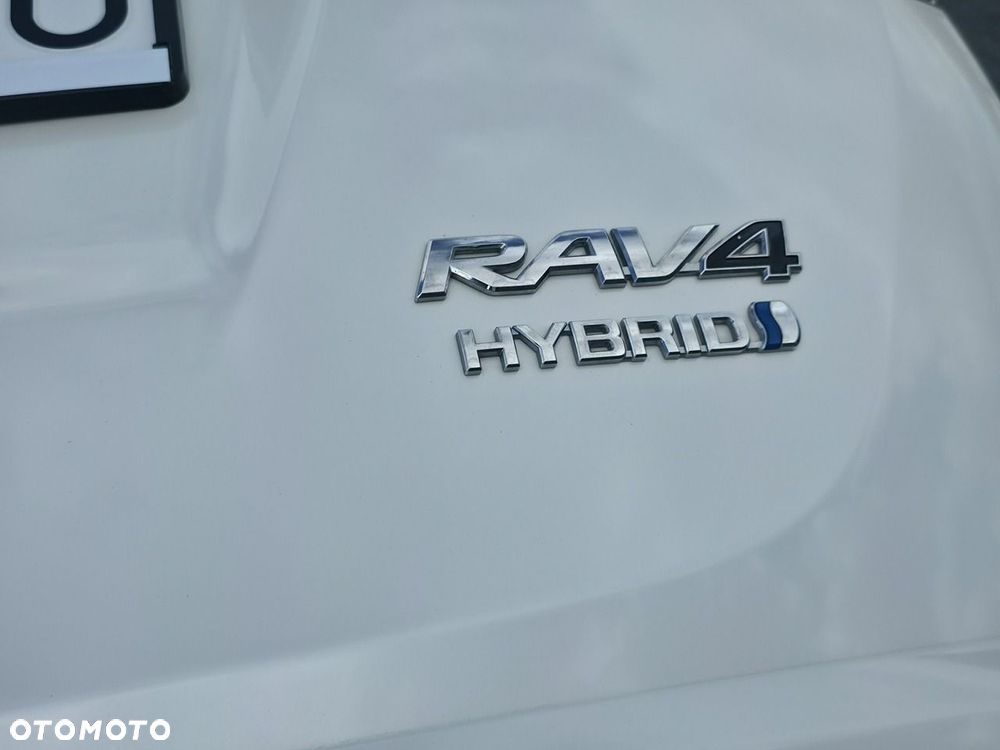 Toyota RAV4 - 6