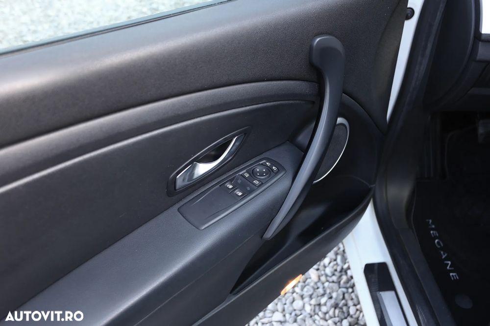 RENAULT Megane 2010 — imagine 11