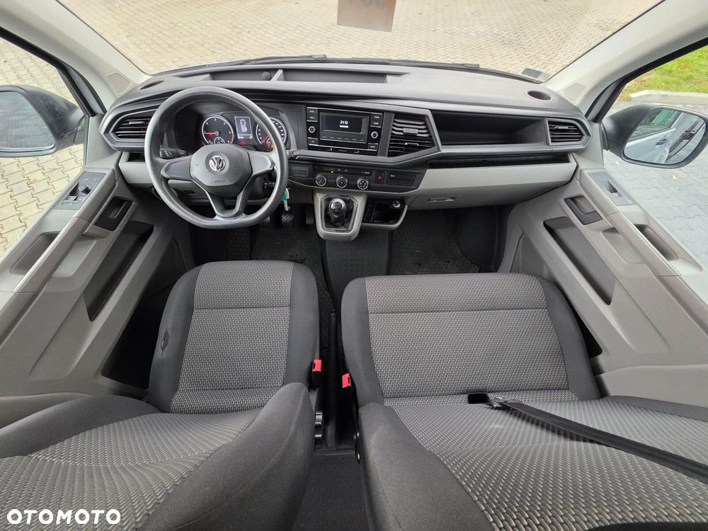 Volkswagen Transporter - 9