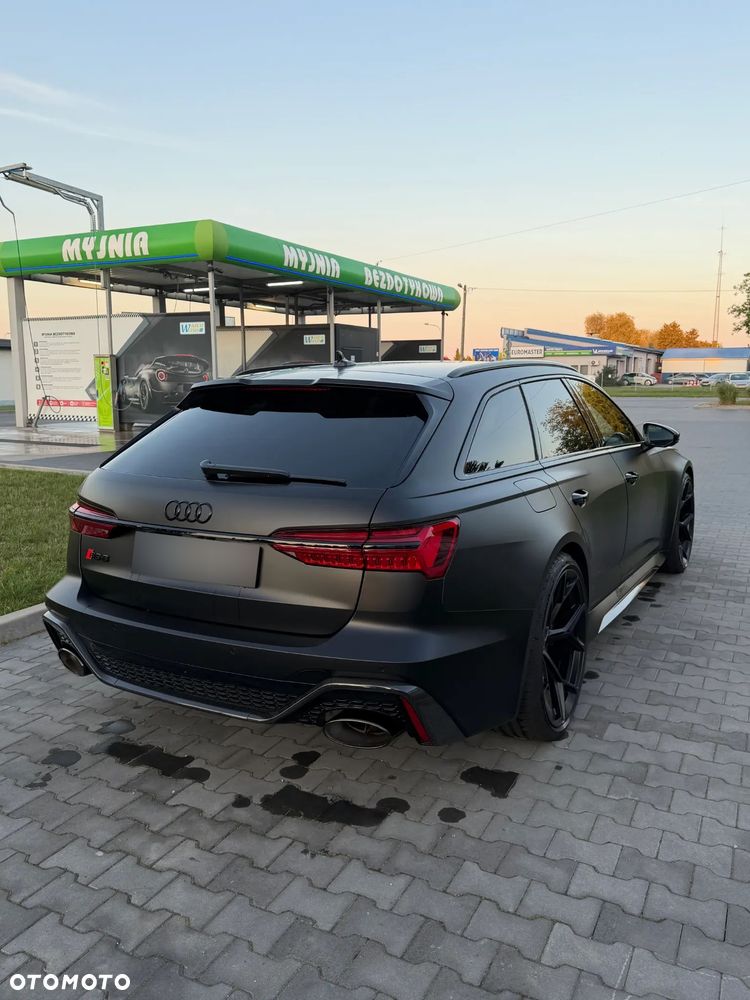 Audi RS6 Avant - 2