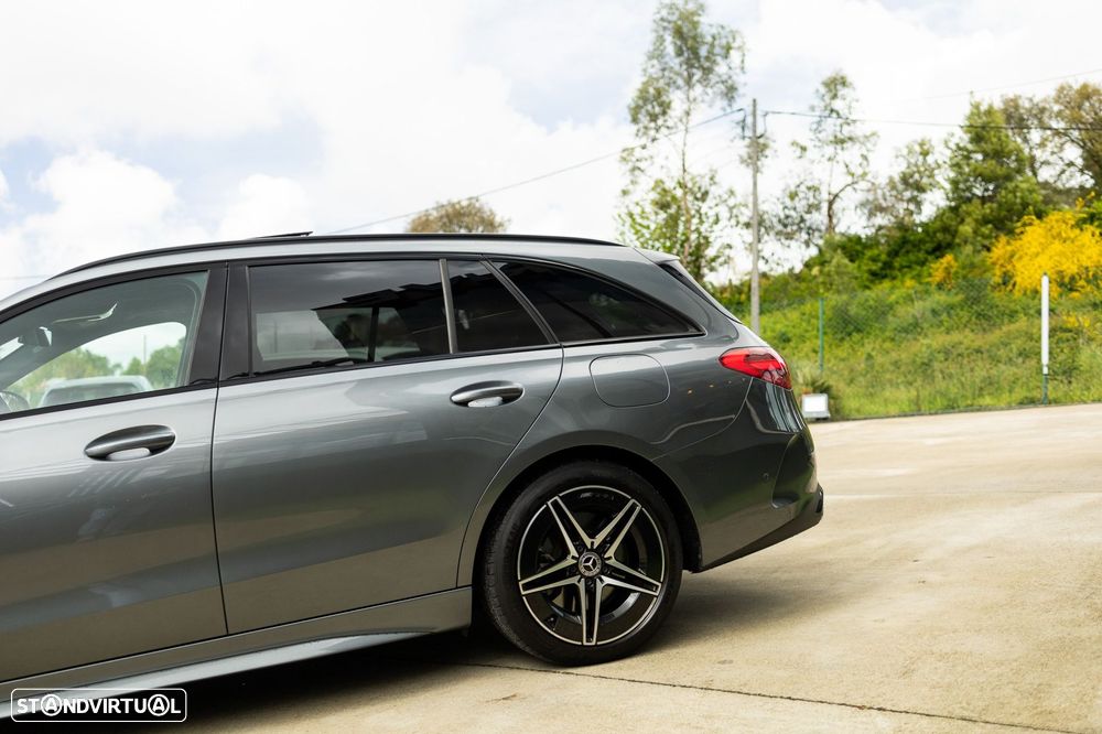 Mercedes-Benz C 300 e AMG Line - 23