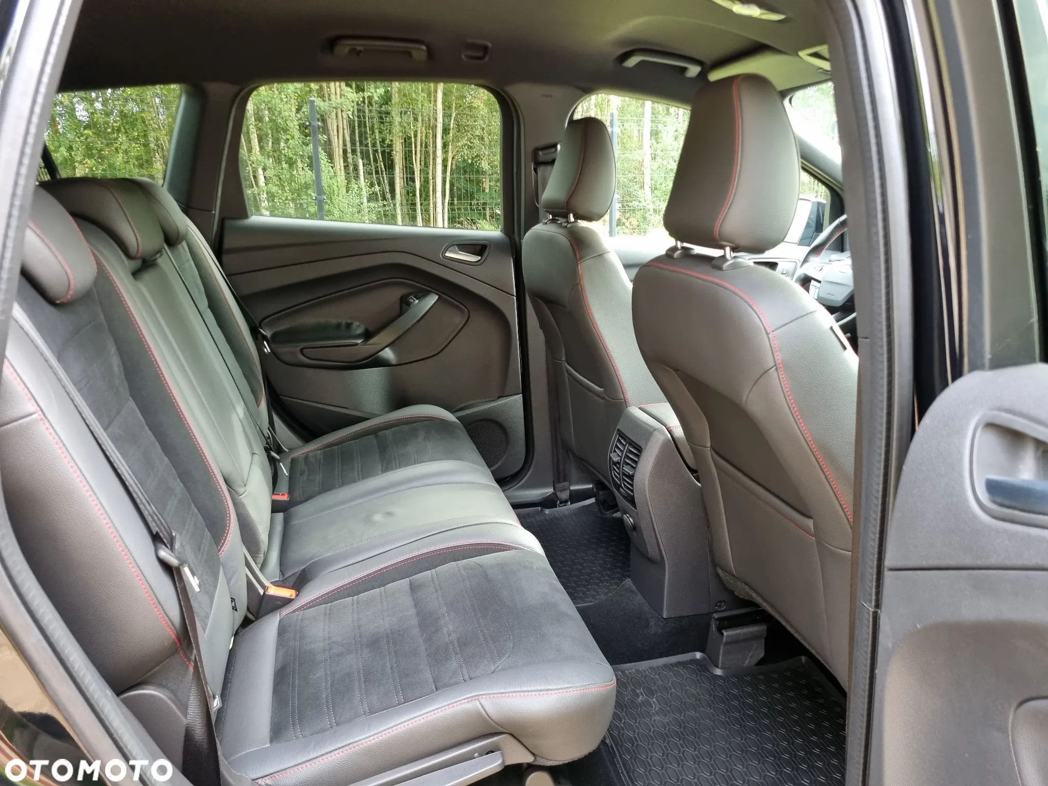 Ford Kuga 1.5 EcoBoost 4x4 ST-Line - 23