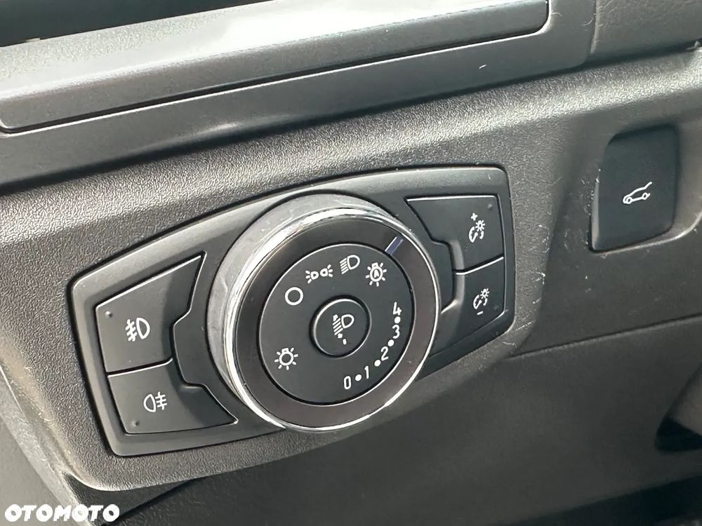 Ford Mondeo 2.0 TDCi Titanium PowerShift - 34