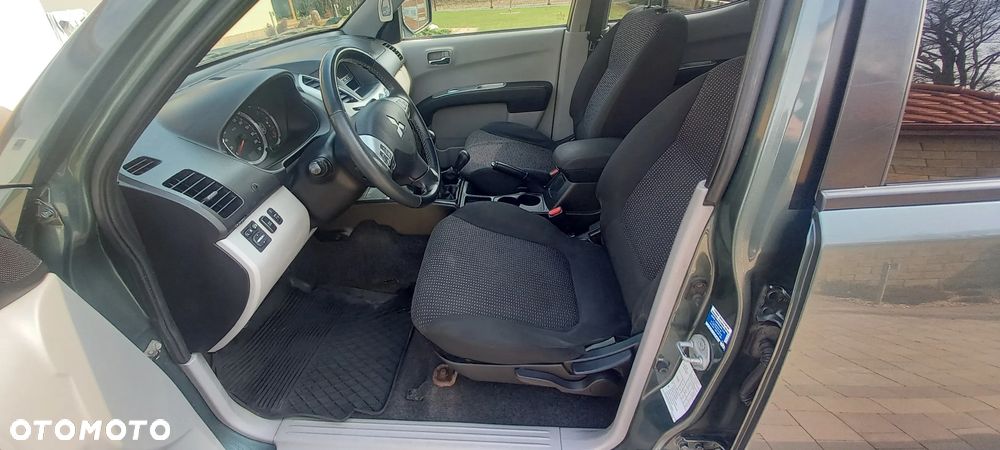 Mitsubishi L200 - 17