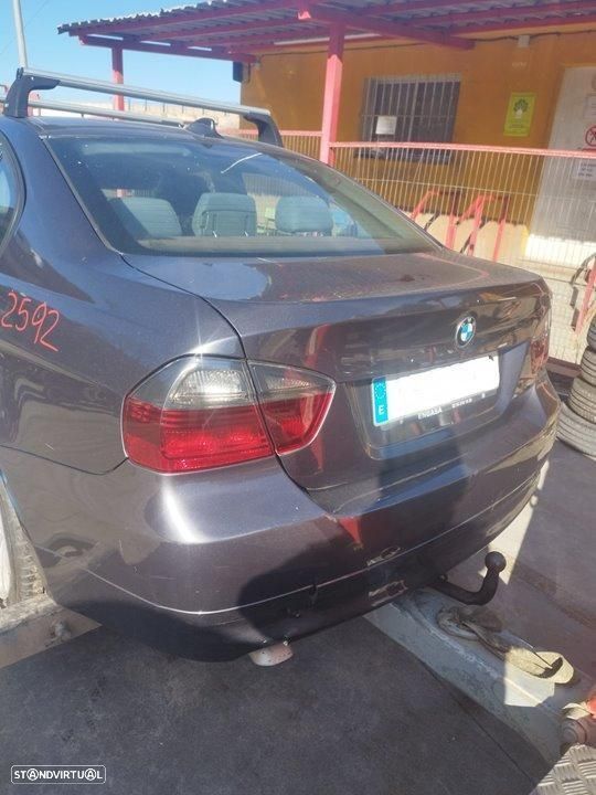 FAROL DIREITO BMW SERIE 3 BERLINA E90 - 10