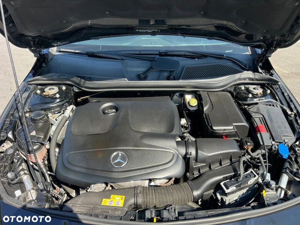 Mercedes-Benz CLA 250 4Matic 7G-DCT UrbanStyle Edition - 21