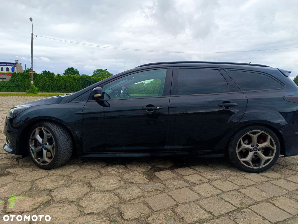 Ford Focus 2.0 TDCi ST - 6