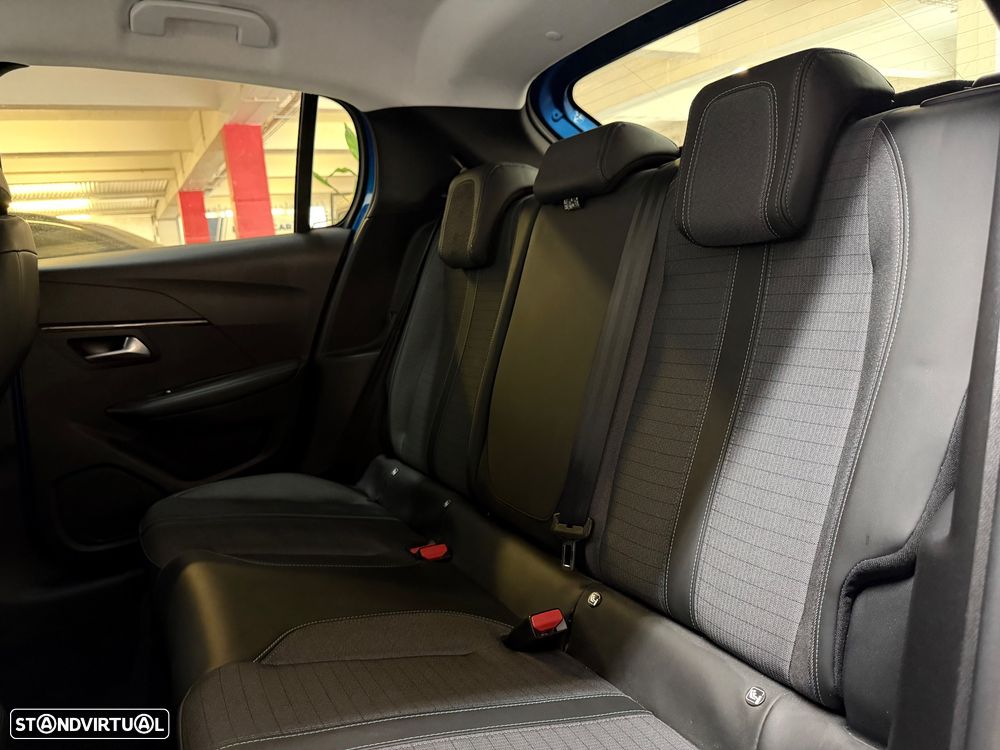 Peugeot 208 PureTech 100 EAT8 Allure Pack - 31