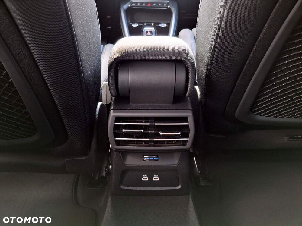 Audi A3 Allstreet - 16