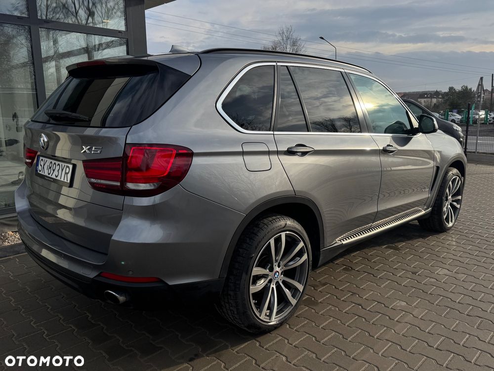 BMW X5 xDrive35i Sport-Aut - 3