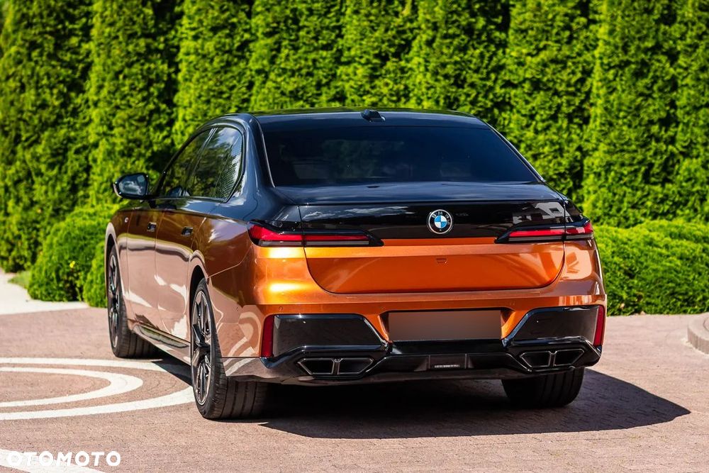 BMW Seria 7 740d xDrive mHEV Individual Edition sport - 6