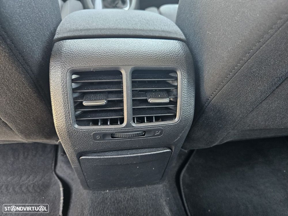 VW Golf Variant 1.6 TDi Highline - 40
