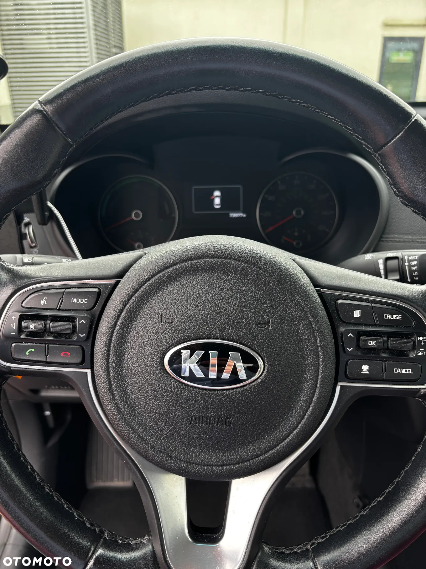 Kia Optima Plug-in Hybrid - 19